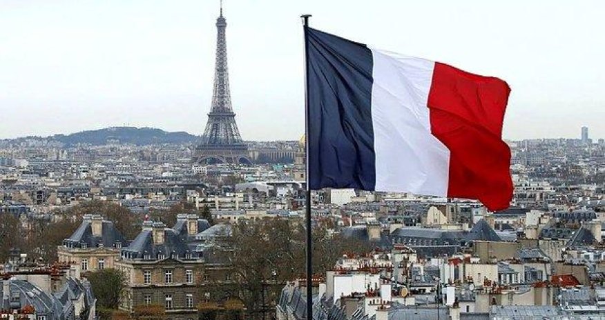 Франция приостанавливает непопулярную пенсионную реформу