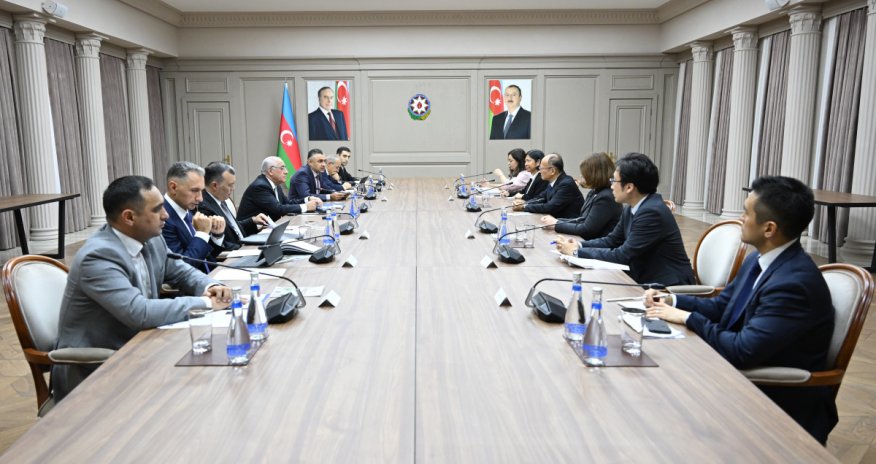 Əli Əsədov AİB prezidenti ilə görüşüb