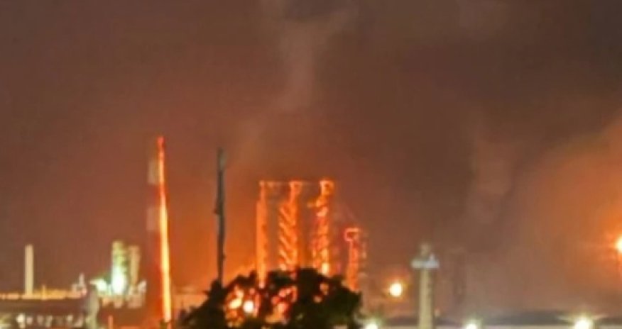 Атакован еще один российский нефтезавод