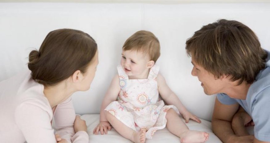 Cari ildə övladlığa uşaq götürən subay şəxslərin sayı açıqlanıb