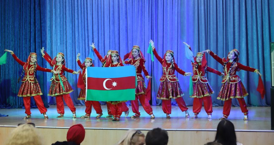 Birinci uşaq rəqs festivalı başa çatıb