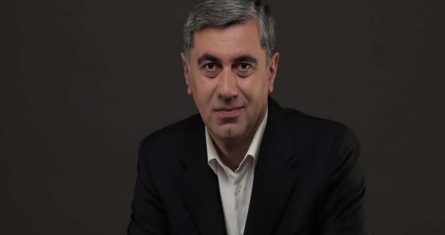 
Gürcüstanın keçmiş müdafiə naziri 5 il 3 ay müddətinə həbs olunub