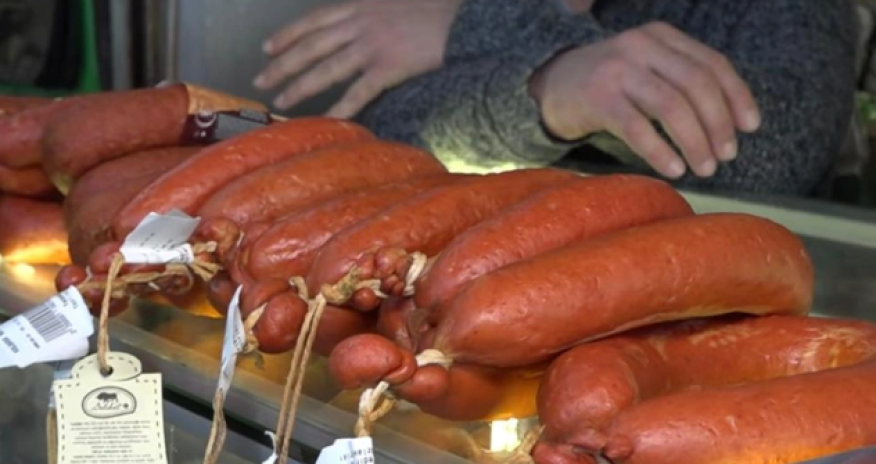 Horse meat detected in cheap sausage sold at Baku market