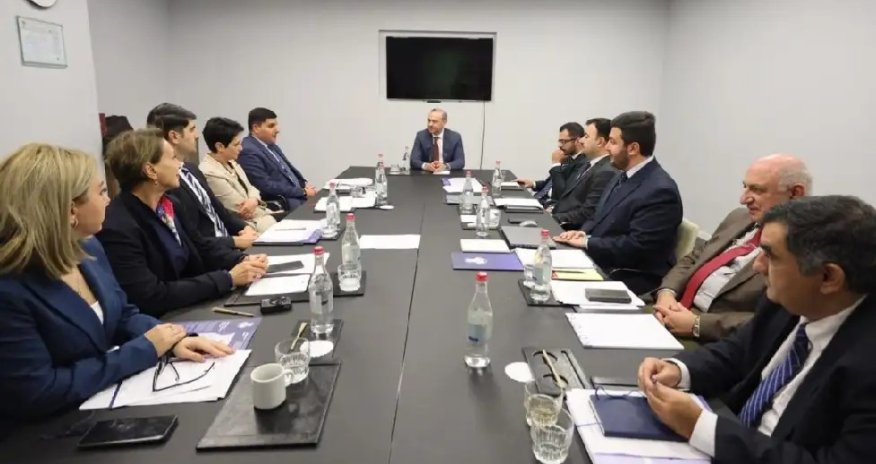 Ermənistanın vətəndaş cəmiyyəti nümayəndələrindən ibarət qrup Azərbaycana gəlib