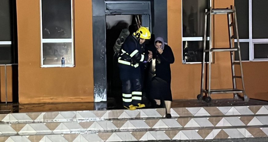 Yanğında tüstüdən zəhərlənənlərin son vəziyyəti açıqlanıb