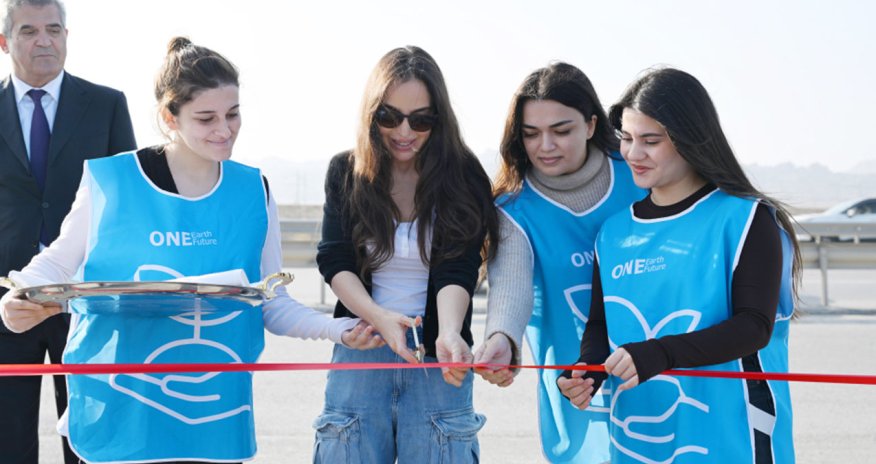 Leyla Əliyeva Qaradağda yeni parkın açılışında