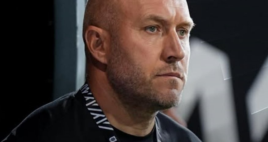 Neftchi dismisses head coach Samir Abbasov