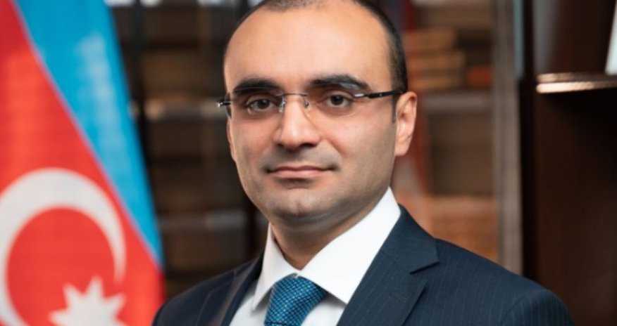 
Yeni icra başçısı köməkçisiniişdən çıxarıb