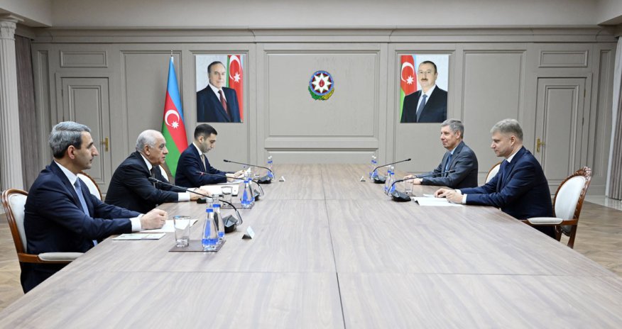 Али Асадов принял генерального директора РЖД