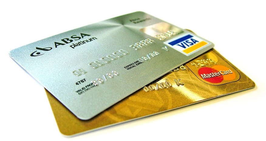 Azərbaycanda dövriyyədə olan ödəniş kartlarının sayı artıb