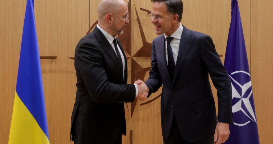 Министр обороны Украины встретится с генсеком НАТО в Брюсселе