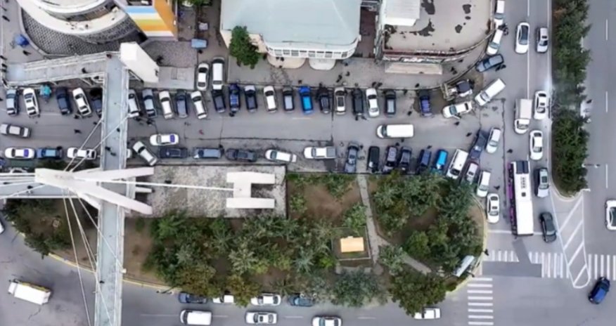 Bu yolda hərəkət dəyişdirilir