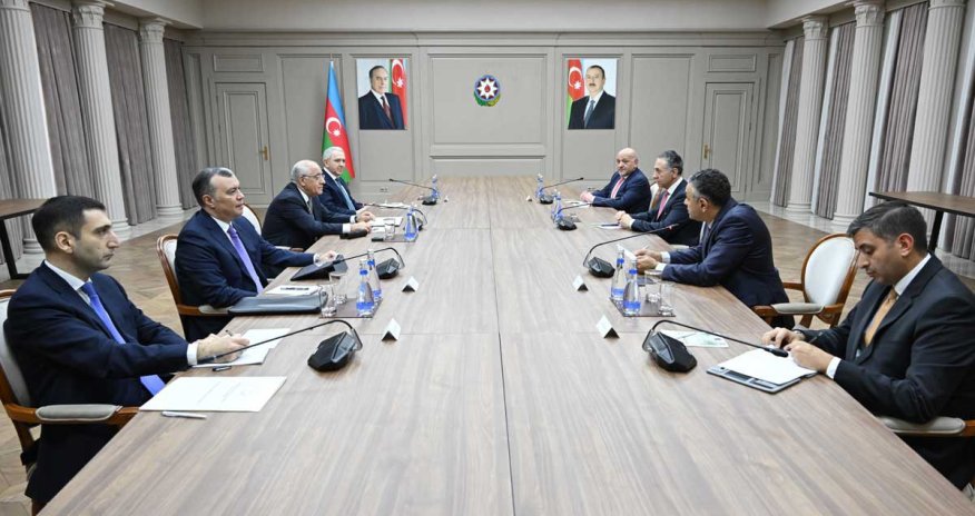 Əli Əsədov İordaniyanın sənaye, ticarət və təchizat naziri ilə görüşüb