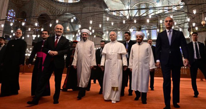 Roma Papası Sultan Əhməd məscidini ziyarət edib