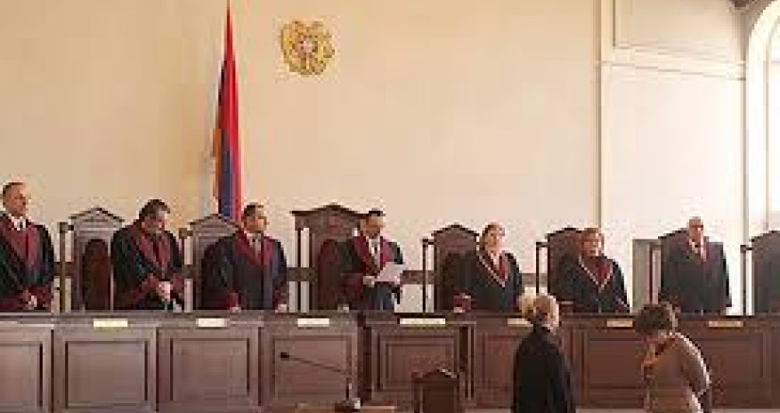 Суд в Армении продлил арест брату и племяннику Гарегина II