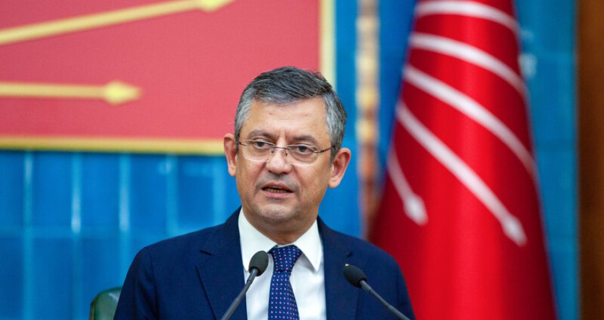 Özgür Özəl yenidən CHP-nin sədri seçilib