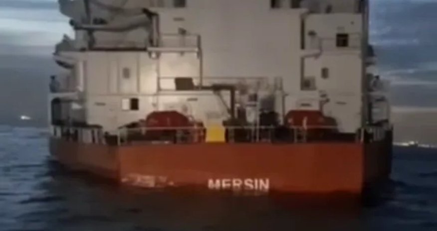 Турецкий танкер с российской нефтью тонет у берегов Сенегала