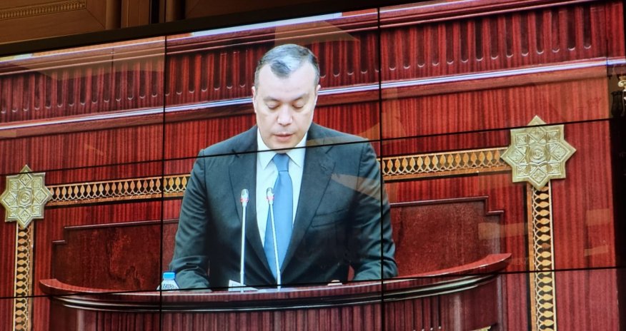 Nazir "işsizlər tibbi sığortadan yararlana bilməyəcək" məsələsinə aydınlıq gətirib