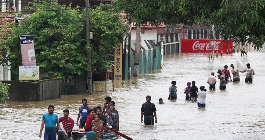 Число погибших на Шри-Ланке из-за циклона "Дитва" достигло 479 человек