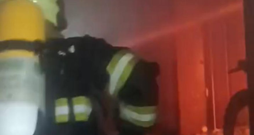 Bakıda çoxmərtəbəli binada yanğın - Ölənlər var