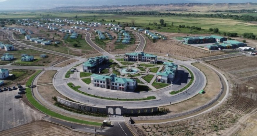 Horovluya daha 18 ailə yola salınıb