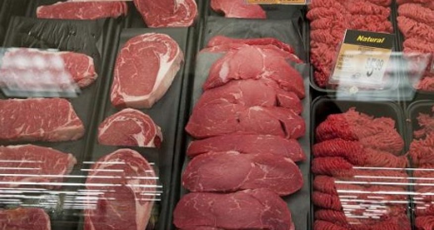 Bakı anbarında 1 tondan çox yararsız at əti aşkarlanıb