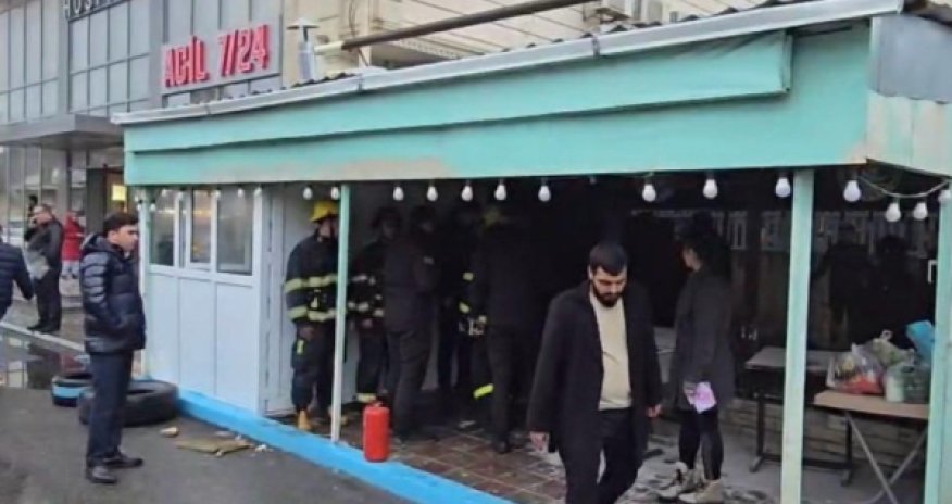 В Баку прогремел мощный взрыв в кафе