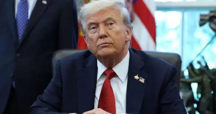 Трамп поручил Минздраву США изучить графики вакцинации в других странах