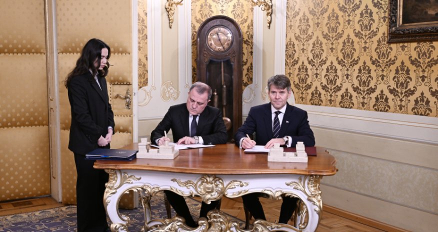 Bratislavada Azərbaycan ilə Slovakiya arasında bir sıra sənədlər imzalanıb