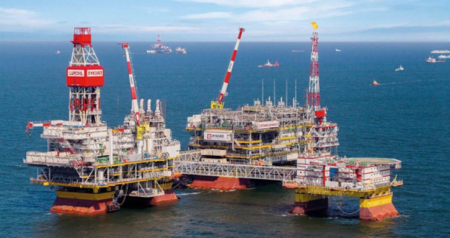 Украина впервые ударила по российской нефтеплатформе в Каспии