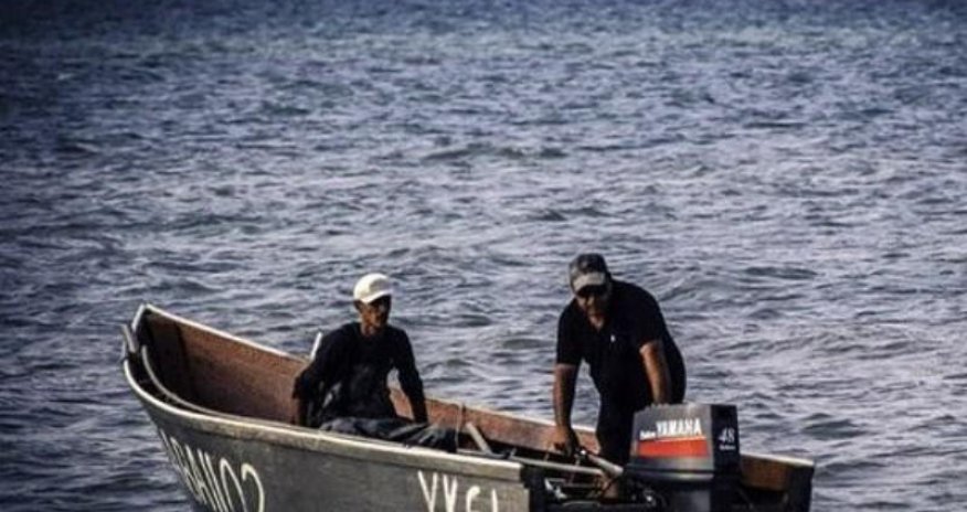 Köməkçiz qalan balıqçılar xilas edilib