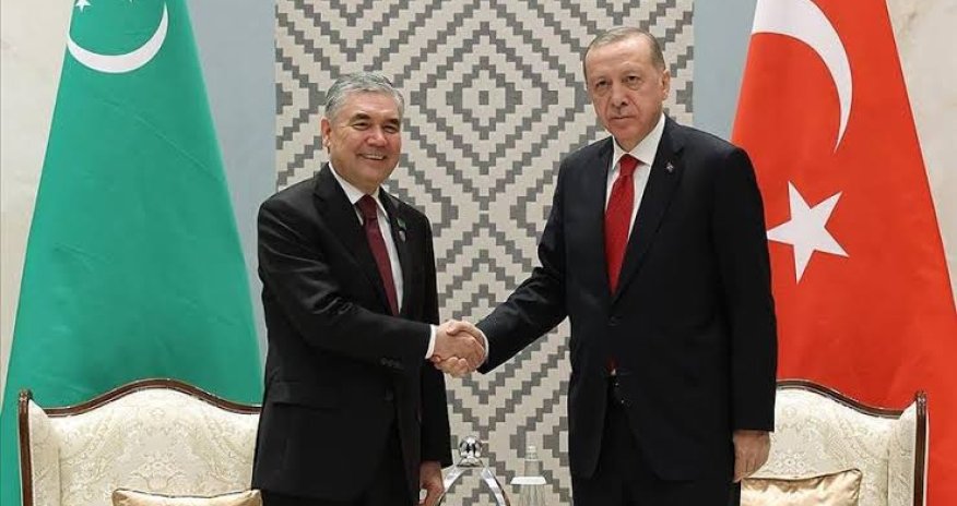 Ərdoğan Aşqabadda Qurbanqulu Berdiməhəmmədovla görüşüb