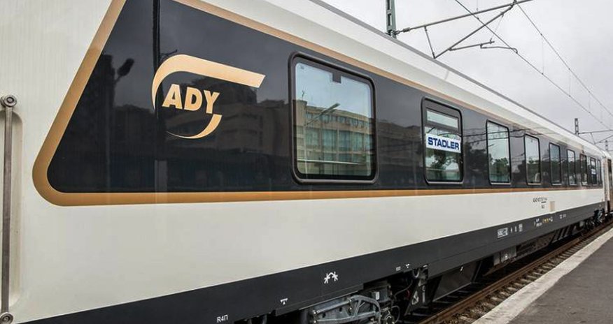 11 ayda dəmir yolu ilə yük daşımaların həcmi artıb