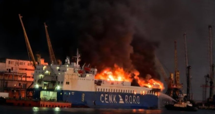 Удар по турецкому судну в Одессе - Oбновлено