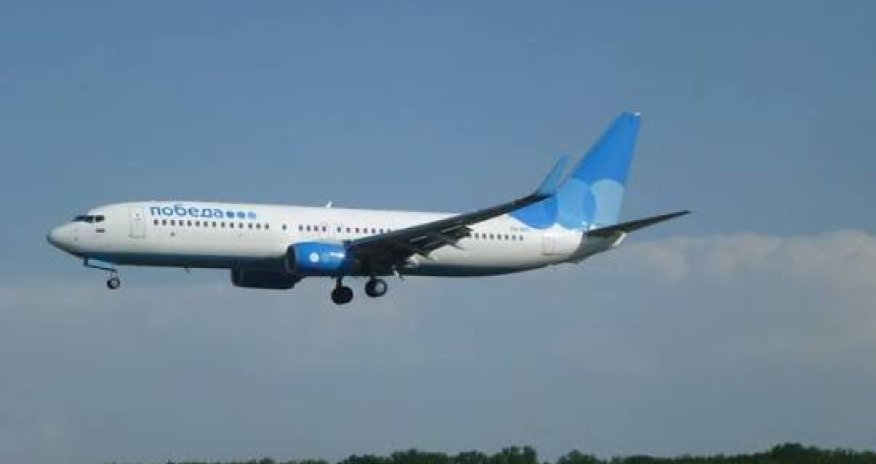 Moskvadan Səmərqəndə uçan təyyarə Buxarada məcburi eniş edib