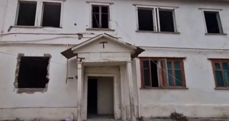 Sumqayıtda bu yaşayış binaları sökülür - Video