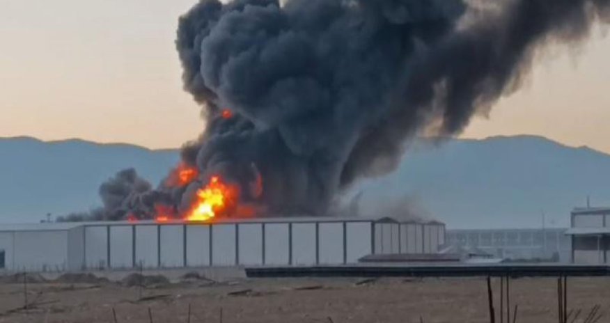 Türkiyədə fabrikdə güclü yanğın baş verib