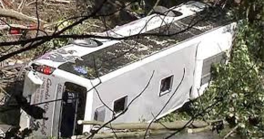 В Колумбии в ДТП со школьным автобусом погибли 16 человек