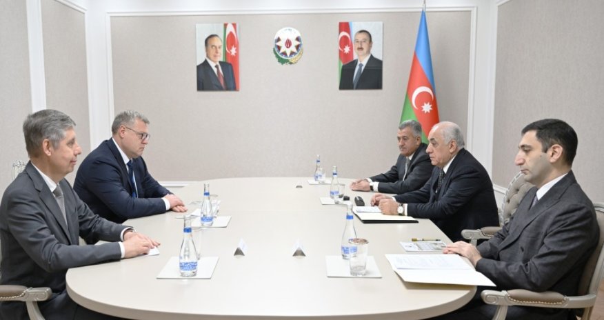 Əli Əsədov Həştərxan vilayətinin qubernatoru ilə görüşüb