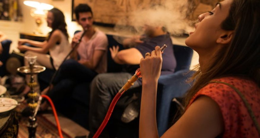 Elektron siqaretlərə nəzarət və qadağalar gücləndirilməlidir - Deputatlardan təklif