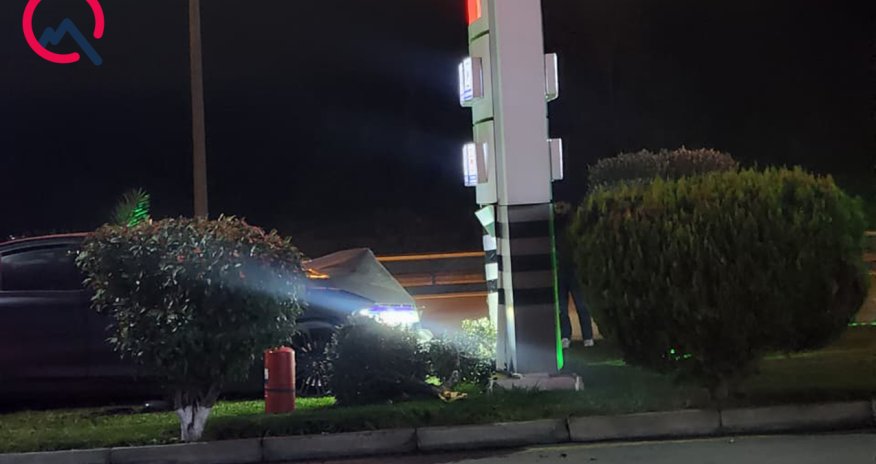 Bakıda avtomobil yanacaqdoldurma məntəqəsinə çırpılıb
