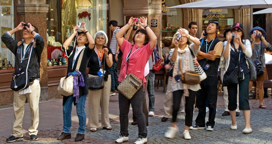 11 ayda Azərbaycan vətəndaşlarının xarici səfərləri 2,6% azalıb

