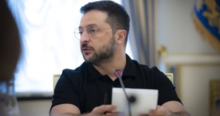 Зеленский: Россия пытается блокировать морскую логистику Украины