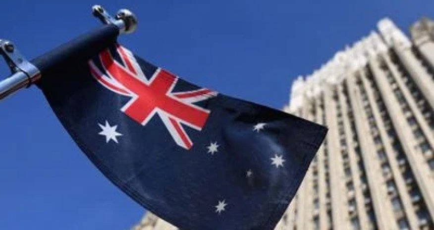 Avstraliya nasist simvolları nümayiş etdirən Britaniya vətəndaşının vizasını ləğv edib