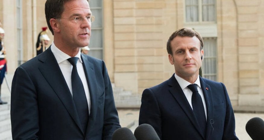 Макрон и Рютте отметили прогресс в работе "коалиции желающих"