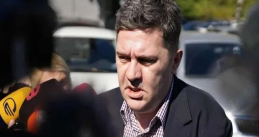 Gürcüstanın keçmiş müdafiə naziri saxlanılıb