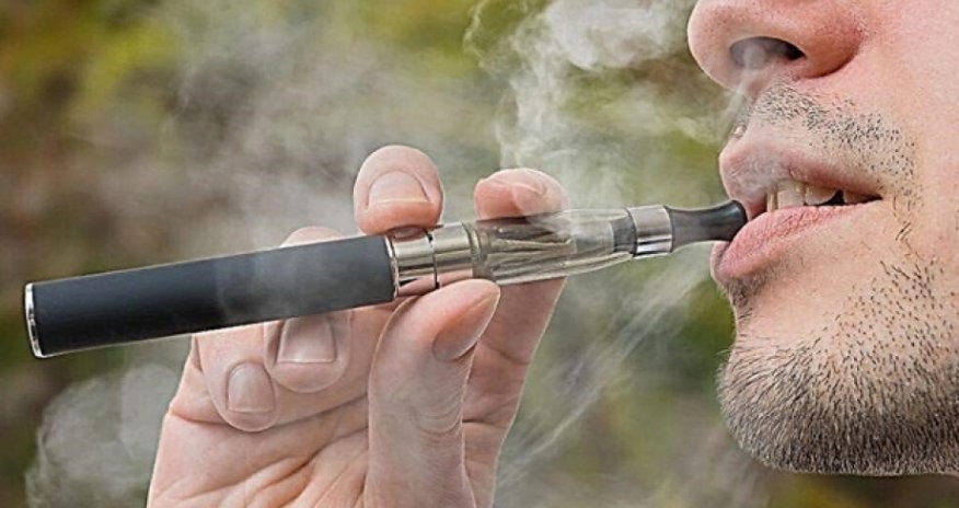 Elektron siqaretin qadağası ilə bağlı qanun təsdiqləndi