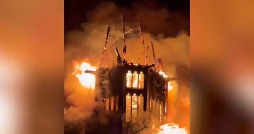 Amsterdamda 150 illik Vondelkerk yanğında məhv olub