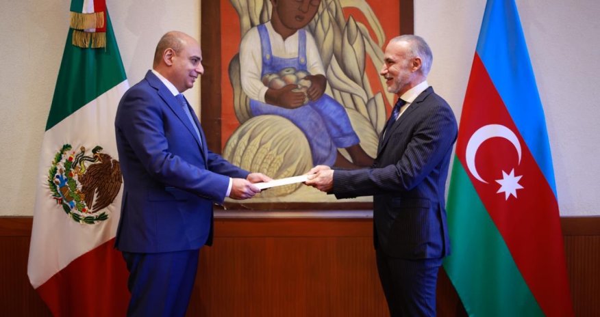 Azərbaycanın Meksikadakı səfiri etimadnaməsinin surətini XİN nümayəndəsinə təqdim edib