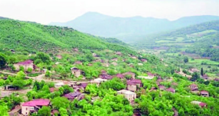 Ağdərənin Aşağı Oratağ kəndində 100 ev bərpa olunub